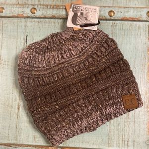 CC Beanie-Tail
